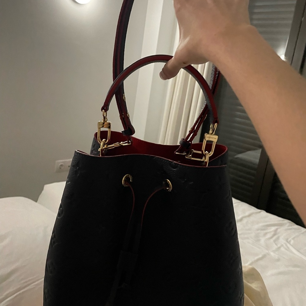 Louis Vuitton Orange Box With Blue Ribbon View 6